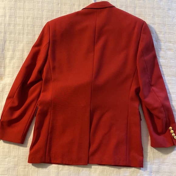 Blazer - Picture 4 of 6